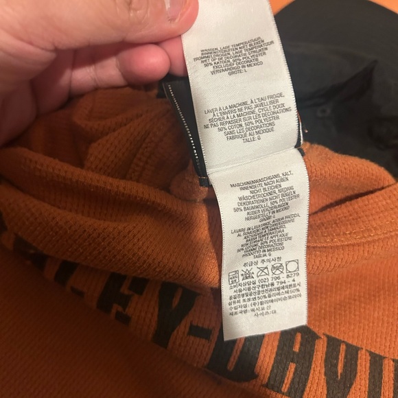 Vintage Harley-Davidson Men's Rust Long Sleeve Tee - Picture 5 of 6